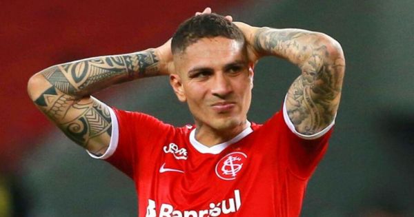 Paolo Guerrero: ¿a qué hora llegará el futbolista a Lima?