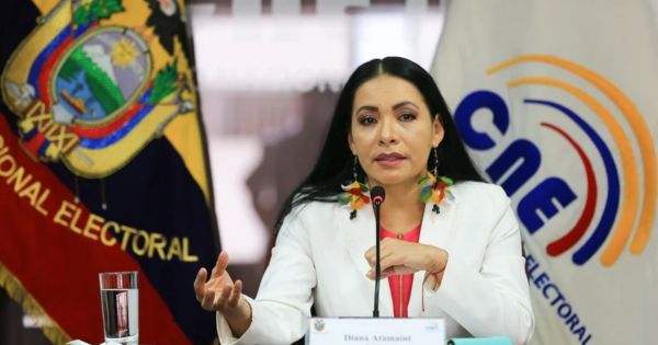 Presidenta del Consejo Electoral de Ecuador instó a votar para condenar la violencia