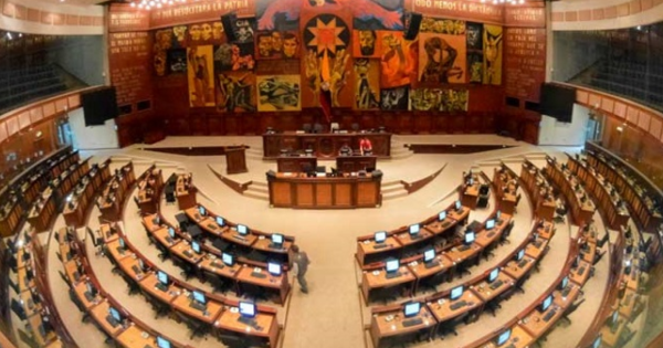 Terrorismo en Ecuador: Asamblea Nacional acuerda conceder amnistía a policías y militares