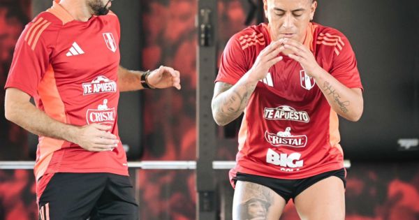 Portada: ¡Quiere volver! Christian Cueva: "Siempre voy a luchar por un lugar en mi Selección"