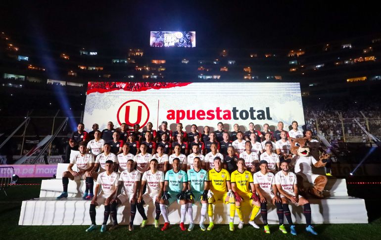 Portada: Noche Crema 2023: Universitario presentó a su plantel en medio de una gran fiesta [VIDEO]