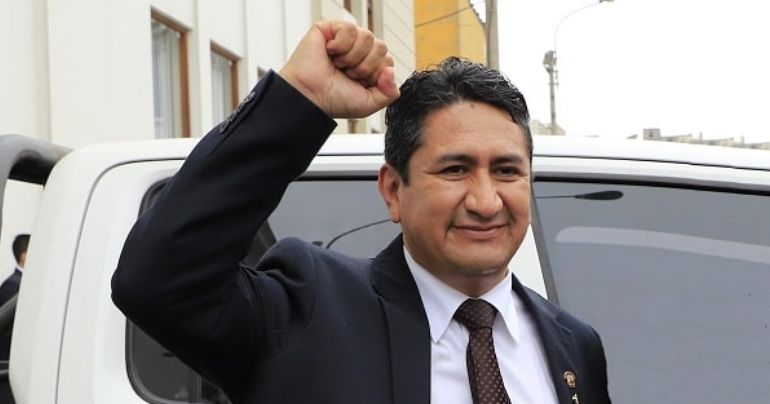 Vladimir Cerrón será candidato a la Presidencia en un eventual adelanto de elecciones, asegura vocero de Perú Libre