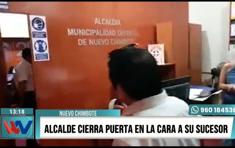 Nuevo Chimbote: alcalde saliente le cierra la puerta en la cara a su sucesor [VIDEO]