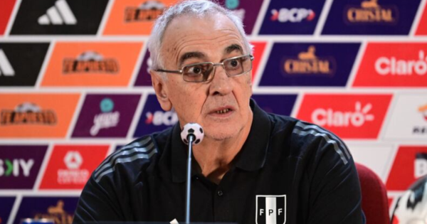 Portada: Jorge Fossati sobre duelos ante Colombia y Ecuador: "Si no pensara que tenemos chances, ya me hubiera ido a mi casa"