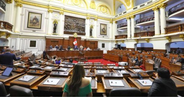 Pleno del Congreso sesiona este miércoles y jueves: aquí su agenda completa