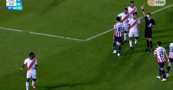 Portada: Perú vs. Paraguay: Luis Advíncula se hace expulsar, dejando a la 'Bicolor' con diez hombres (VIDEO)