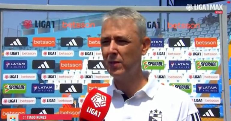 Técnico de Sporting Cristal tras ganar por walk over: "Es algo que nunca me había tocado pasar"