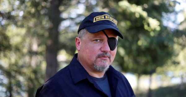 Stewart Rhodes, líder de milicia Oath Keepers, es sentenciado a 18 años de prisión por asalto al Capitolio