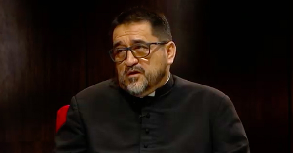 Padre Omar Sánchez: "Si estuviera Keiko, Verónika y Acuña, voto por Rafael López Aliaga sin dudarlo"