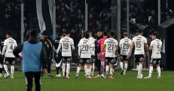 Colo Colo rechaza actos violentos en amistoso ante Universitario: "Condenamos el asesinato de nuestro hincha"