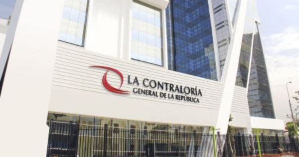 Portada: Comisión de Constitución aprueba dictamen para que contralor siga en su cargo hasta su nueva elección