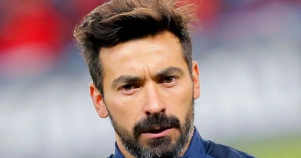 Exfutbolista Ezequiel Lavezzi es apuñalado y está hospitalizado en Uruguay