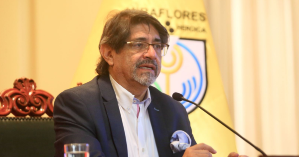 Carlos Canales sobre su polémica declaración: "No soy político y a veces no termino de expresarme bien"