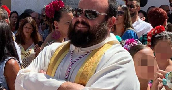 Portada: España: sacerdote es detenido tras ser acusado de agresión sexual