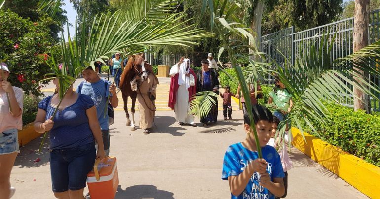 Portada: Semana Santa: Parque de las Leyendas ofrece escenificaciones de última cena, crucifixión y resurrección de Cristo