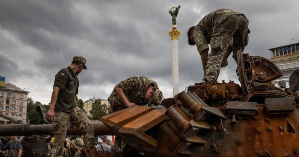 Portada: Ucrania confirma que habrá diálogo con países occidentales para conseguir una "paz justa" con Rusia