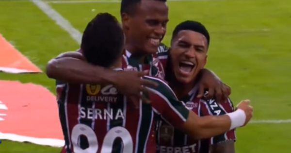 Portada: Kevin Serna debutó con Fluminense: dio asistencia para el gol de Jhon Arias