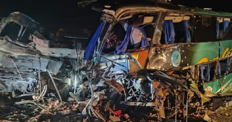 Arequipa: dos muertos y más de 30 heridos dejó accidente en la provincia de Caraveli