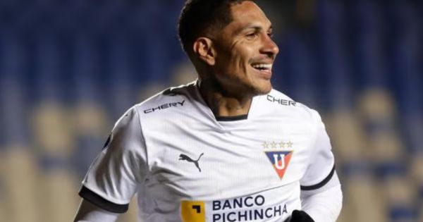 Entrenador de Ñublense sobre Paolo Guerrero: "Lo dejas respirar y te marca"