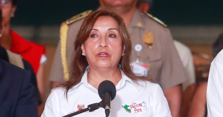 Dina Boluarte: "Convoco a una cruzada nacional para reconstruir el Perú"