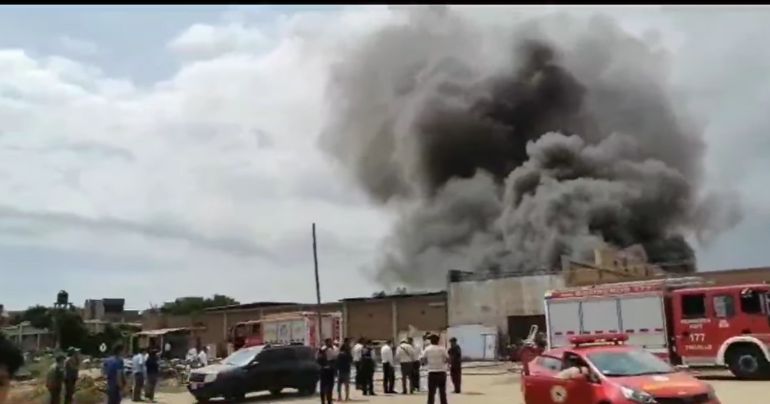 La Libertad: reportan incendio en la Universidad Nacional de Trujillo