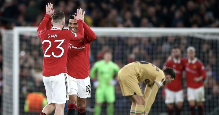 Manchester United ganó 2-1 al Barcelona y lo eliminó de la Europa League