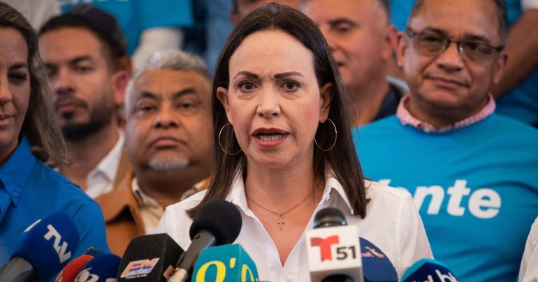 Portada: María Corina Machado no postulará a la presidencia de Venezuela: Tribunal Supremo inhabilitó su candidatura