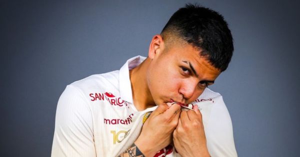 Jairo Concha reafirmó su amor por Universitario ante sus hinchas: "Grande hay uno solo"