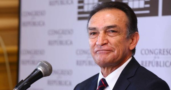 Héctor Becerril: Subcomisión de Acusaciones archiva denuncia contra excongresista