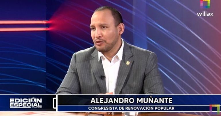 Alejandro Muñante: Dina Boluarte está claudicando cada vez más a su función de presidenta
