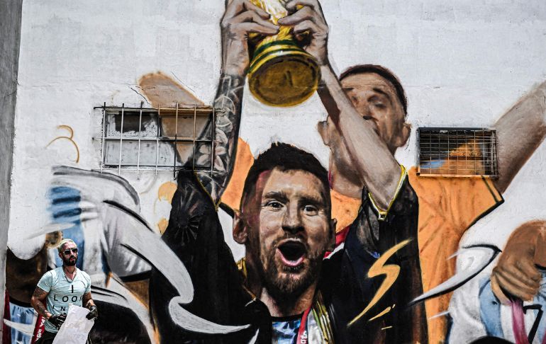 ¡Impresionante! Realizan un mural en Buenos Aires en homenaje a Lionel Messi