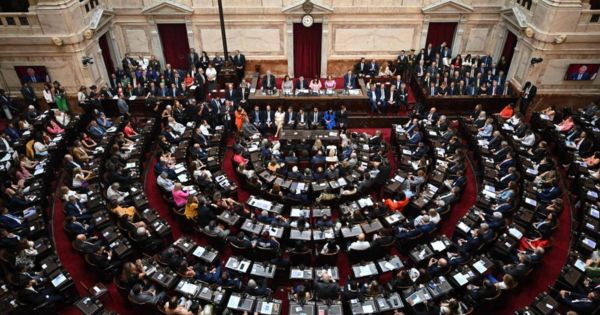 ¡Escandaloso! Senadores argentinos aumentan su salario en un 170%