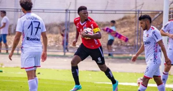 Portada: FBC Melgar perdió 2-1 ante Unión Comercio en Tarapoto: 'El Poderoso de Altomayo' sigue peleando por no descender