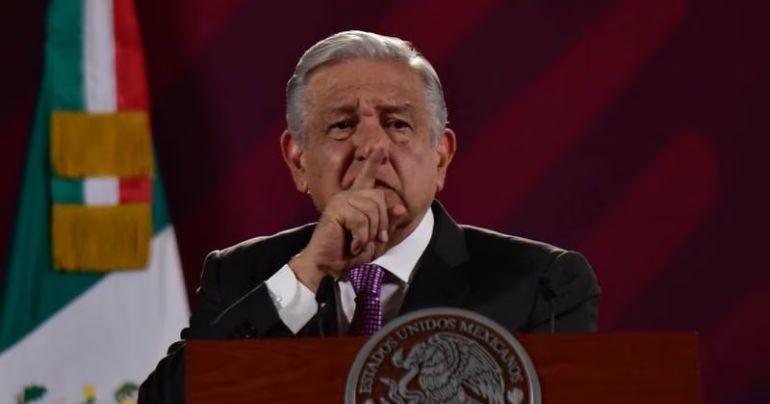 Portada: Oposición de México rechaza a AMLO por injerencia en Perú: "Es autoritario prepotente y arbitrario"