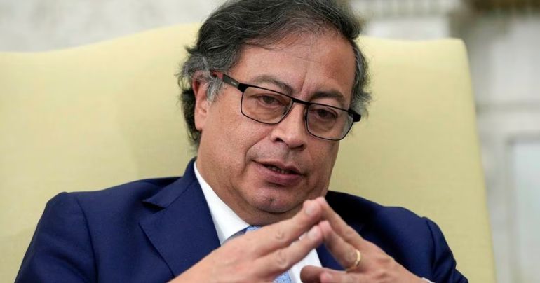 Portada: Colombia: Gustavo Petro pidió la renuncia de todo su gabinete