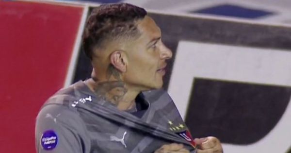 LDU: Paolo Guerrero anotó en dos minutos de juego ante Técnico Universitario por LigaPro