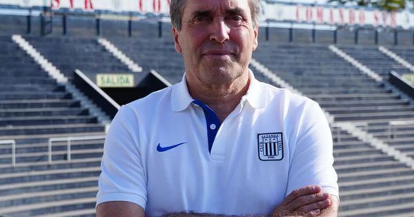 Portada: ¡Se queda! Néstor Bonillo renovó su contrato con Alianza Lima