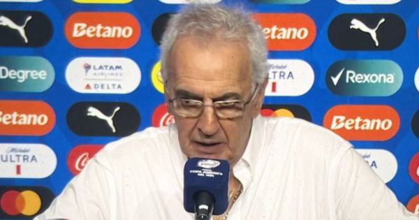 Portada: Jorge Fossati asegura que empate ante Chile fue justo: "Vi un equipo con muy buena actitud, pero ansioso"