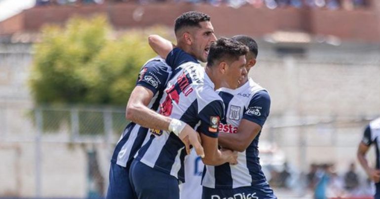 ¡LA PUNTA ES BLANQUIAZUL! Alianza Lima derrotó 1-0 a Alianza Atlético en Sullana