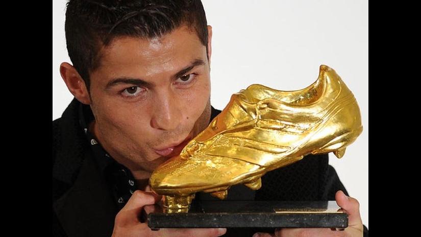 Todo lo que @cristiano Ronaldo toca se convierte en oro: la