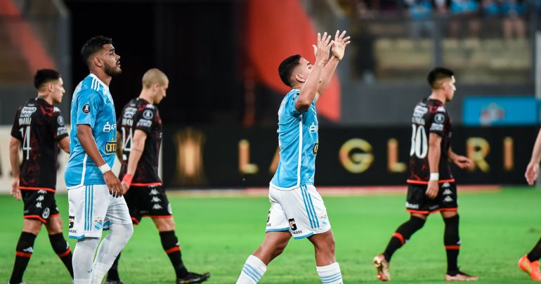 ¡NOCHE CELESTE! Sporting Cristal venció 1-0 a Huracán y clasificó a la fase de grupos de Copa Libertadores