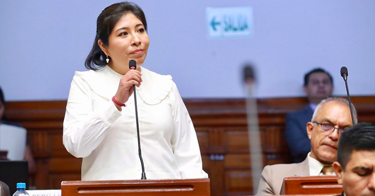 Betssy Chávez dice que no hay elementos que la vinculen con un "alzamiento de armas"