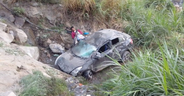 Trujillo: caída de auto a barranco deja cinco heridos, entre ellos un niño