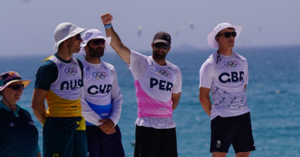 Portada: Stefano Peschiera busca medalla olímpica en final de vela en París 2024