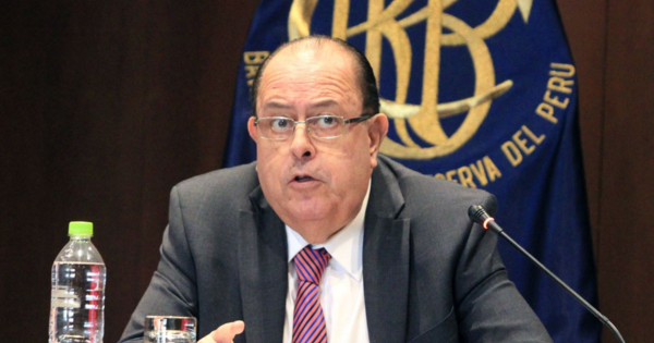 Julio Velarde, presidente del BCR, proyecta que economía peruana crecerá 3% en 2024