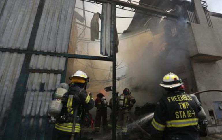 Villa El Salvador: feroz incendio deja herido con quemaduras en el 90% del cuerpo