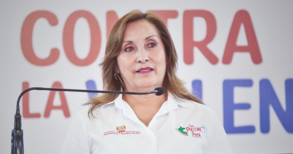 Dina Boluarte no abandonará cargo de presidenta tras detención de su hermano, dice su vocero
