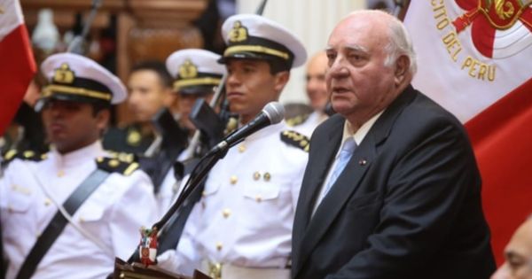 Congreso: piden colocar un busto en honor a Luis Giampietri en la Plaza Bolívar