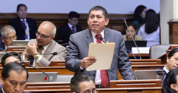 Portada: ¡Insólito! Congresista Paul Gutiérrez confiesa que buscó anular pensión para su hija porque no le gustó su nombre