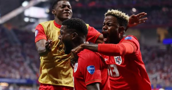 Portada: Panamá dio el batacazo derrotando 2-1 a Estados Unidos por Copa América